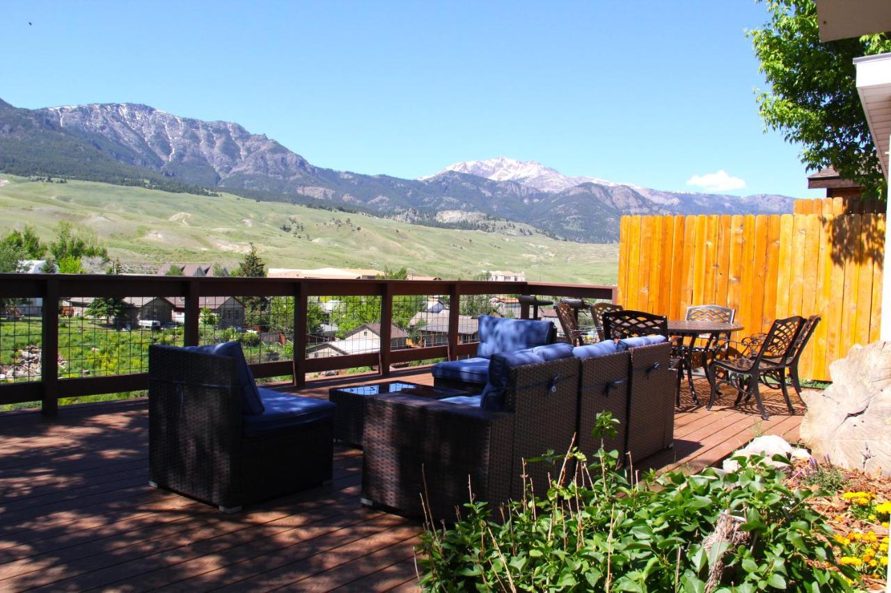 Yellowstone Treasure Guesthouses On The River ガーディナー エクステリア 写真