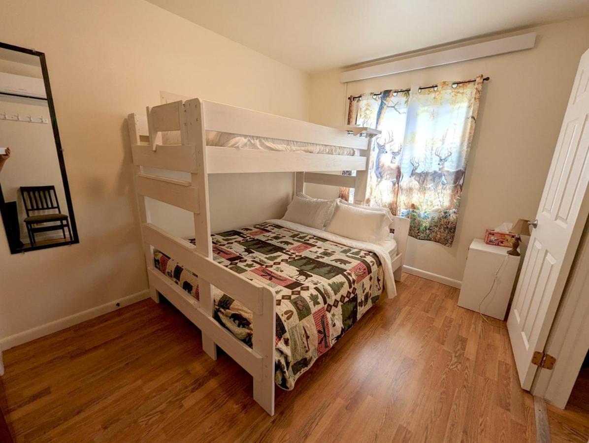 Yellowstone Treasure Guesthouses On The River ガーディナー エクステリア 写真
