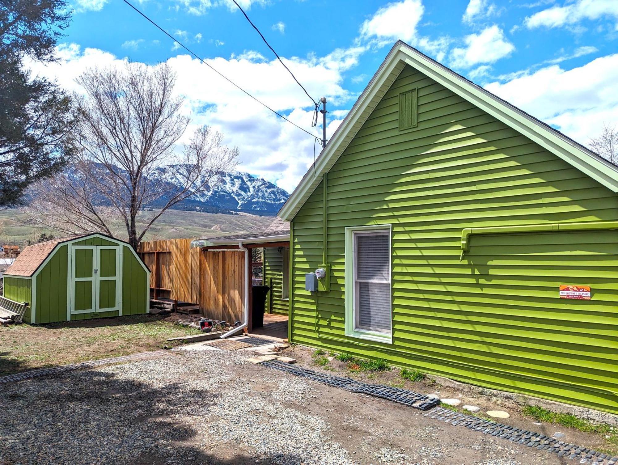 Yellowstone Treasure Guesthouses On The River ガーディナー エクステリア 写真